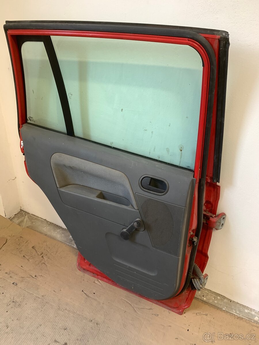 Ford Fusion, LZ dveře - 13