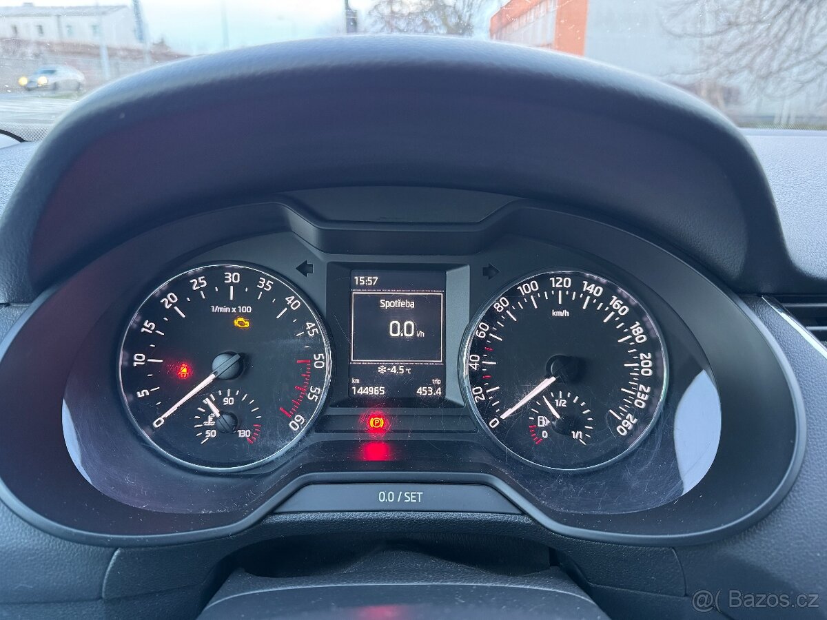 Škoda Octavia 2.0 TDi ČR digi klima - 13