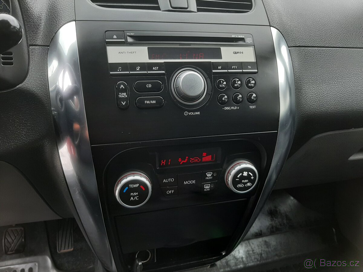 suzuki sx4 1,6b 88kw 4x4+uzavierka - 13