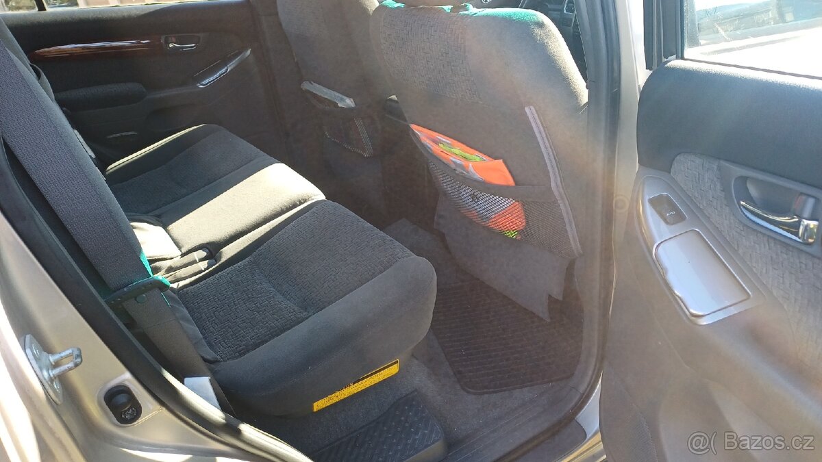 Toyota Land cruiser 120 - 13