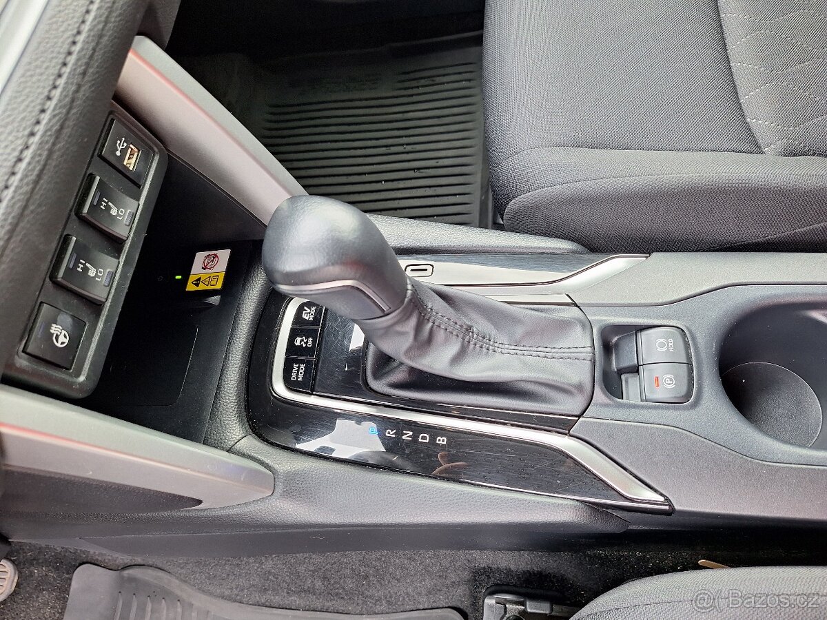 Toyota Corolla Cross, 2.0 Hybrid, Business - 13