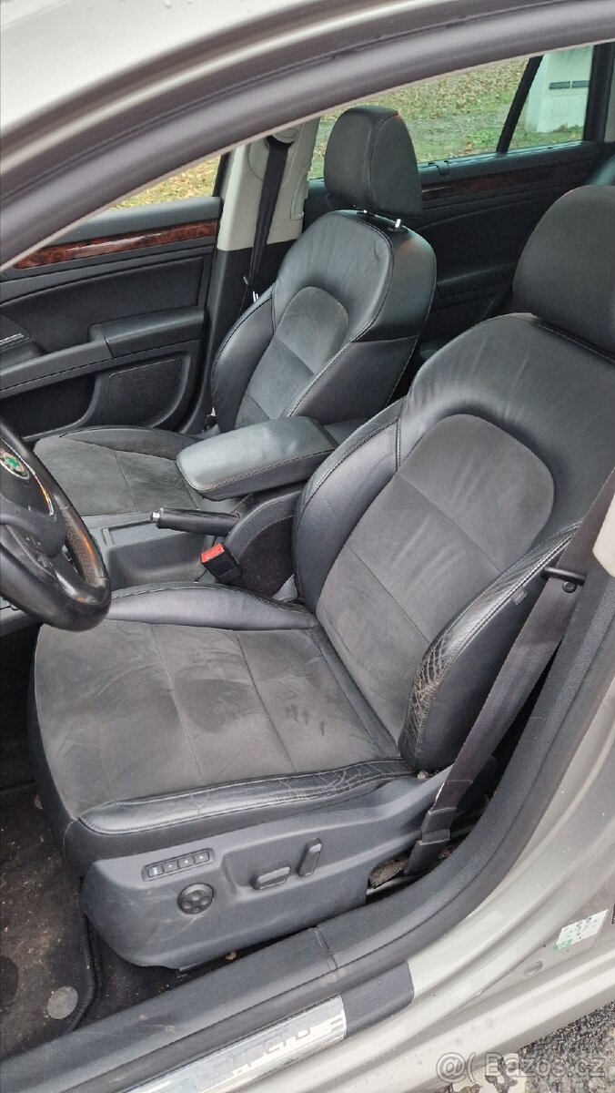 Superb 2 combi 2.0 TDI 4x4 125kW top stav - 13