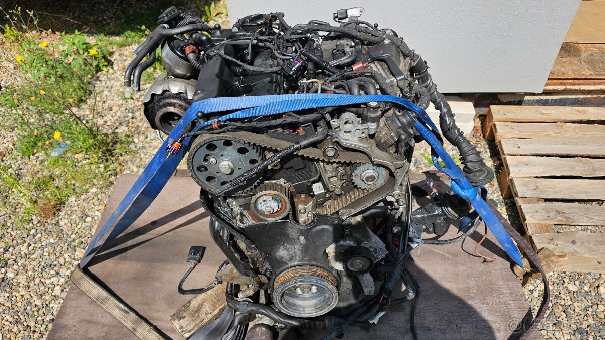 Díly - z motoru CNHA 2.0 TDi 140kW VW AG - 13