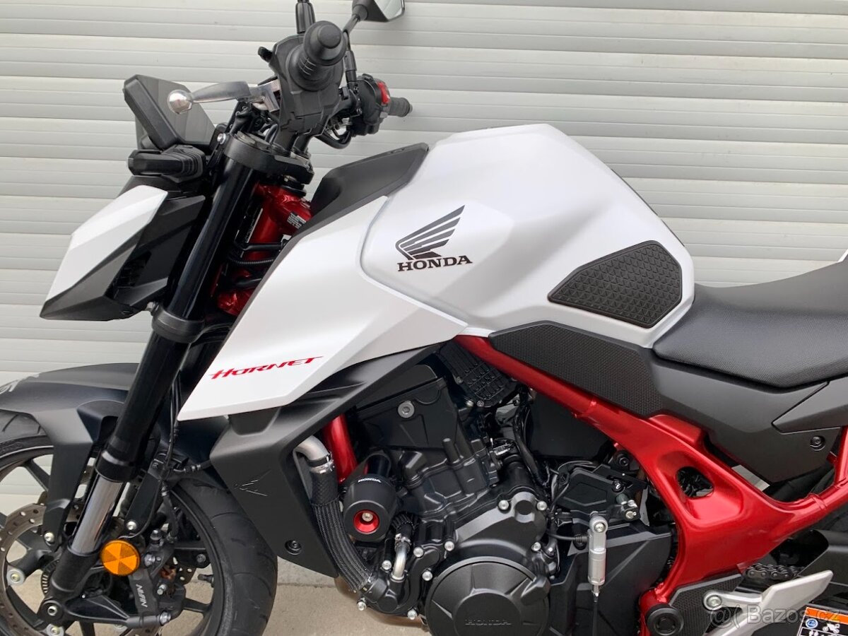 Honda CB 750 Hornet 35kW NOVÝ MODEL - 13