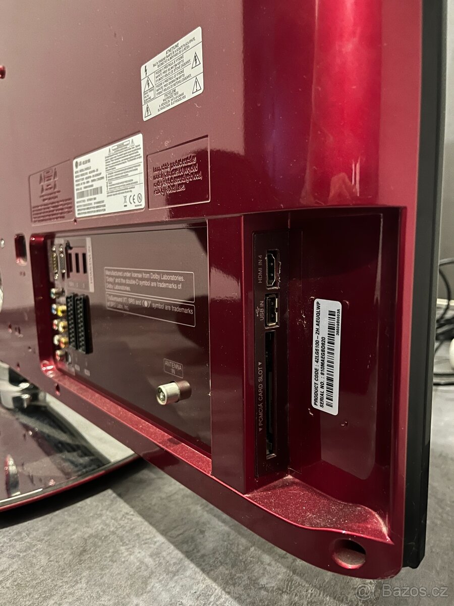 LCD televize LG 42LG6100 106cm - 13