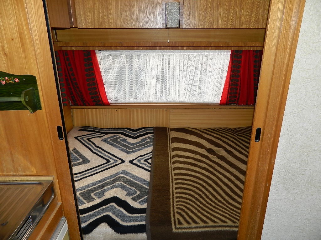 Dvouosý karavan Fendt - 13