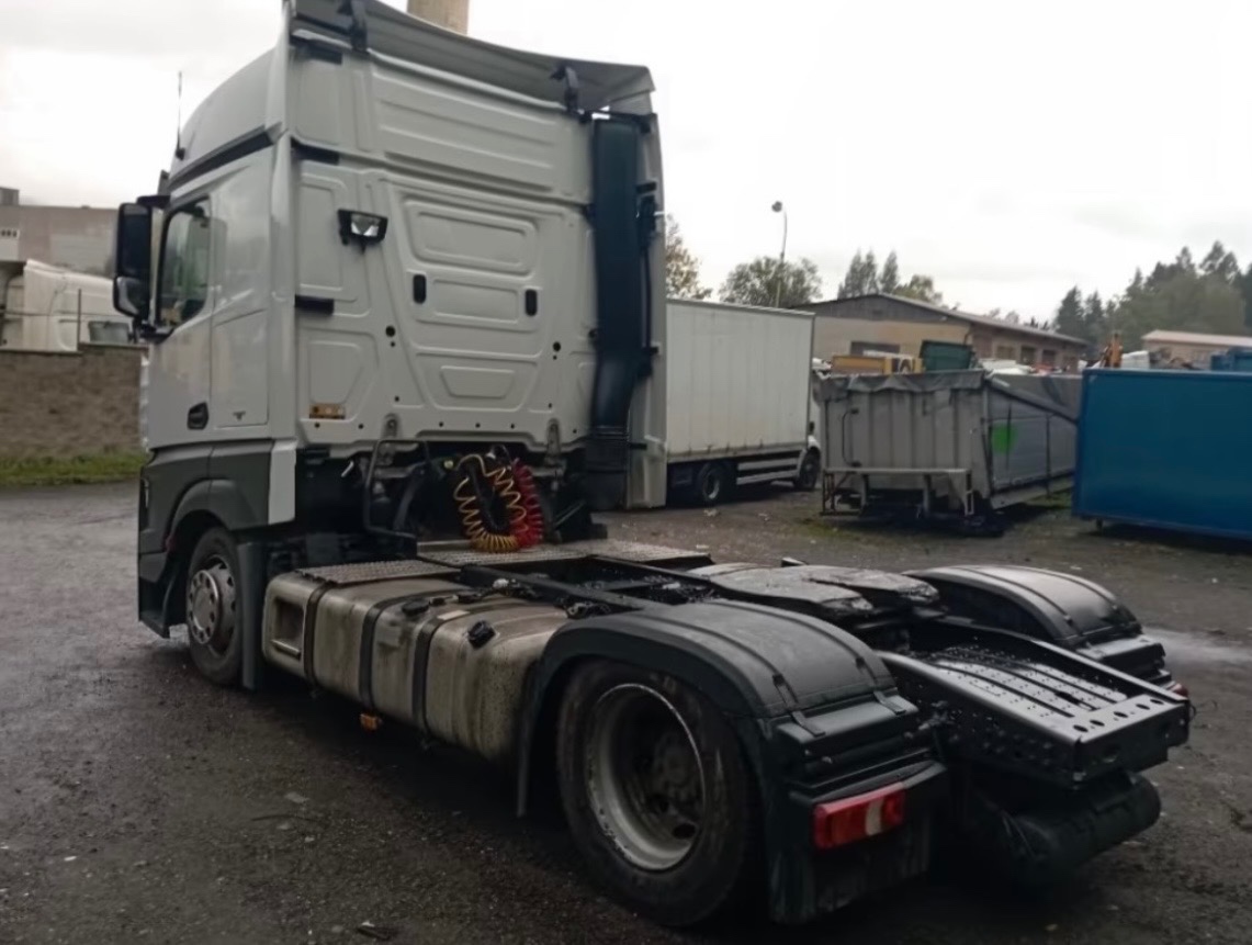 Mercedes Benz Actros 1845 - lowdeck - 13