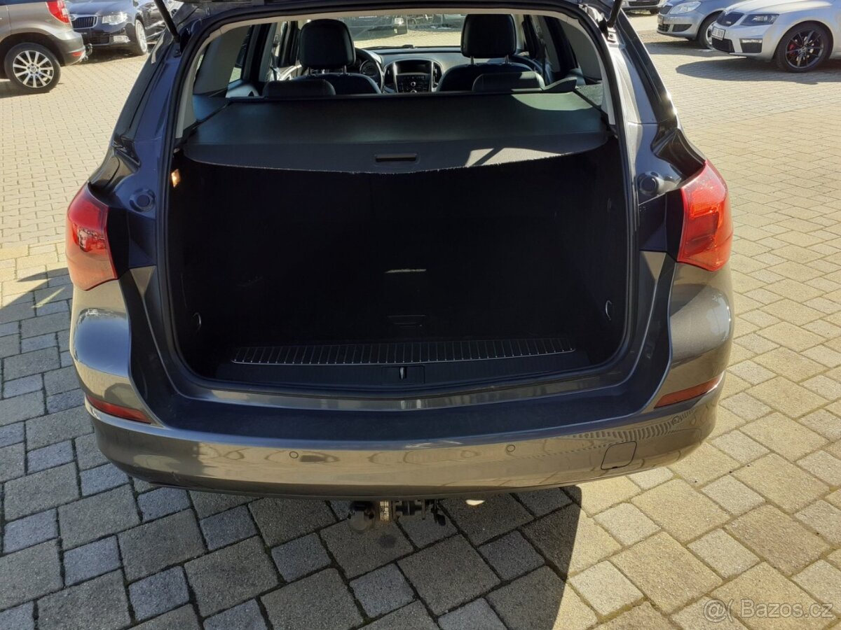 OPEL ASTRA 1.7 CDTi KOMBI SPORT - 13