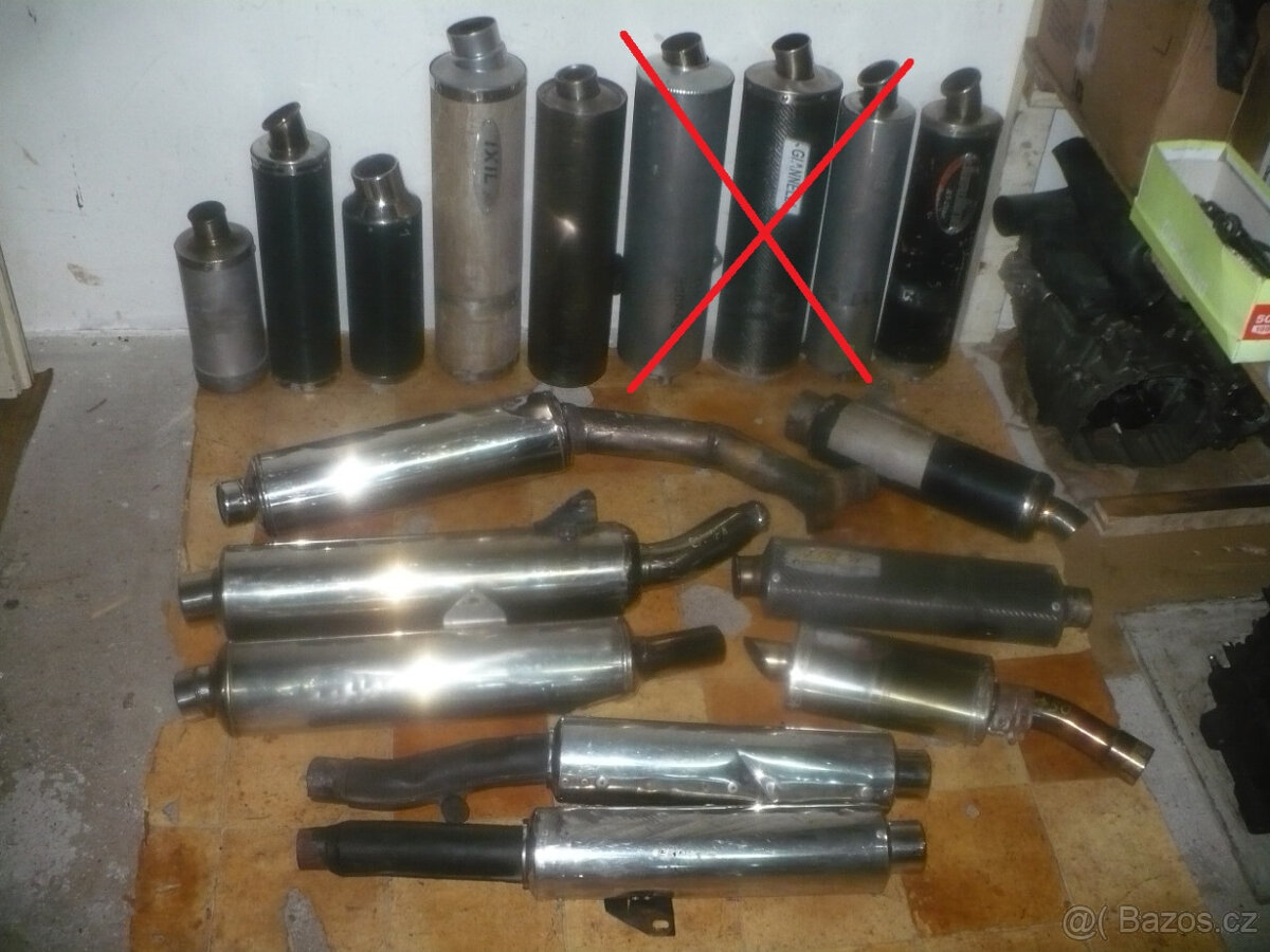 Kawasaki GPZ 500 r. 95 díly - 13