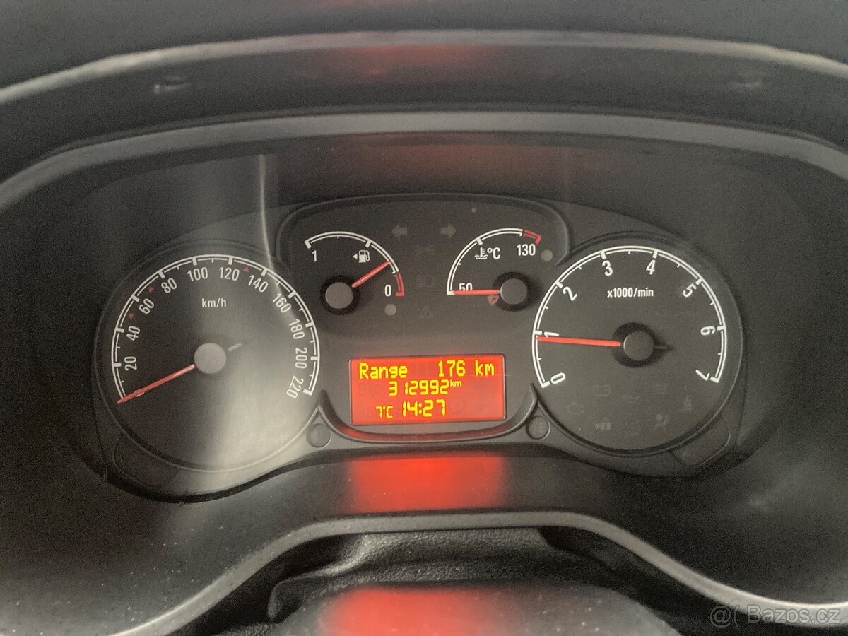 Opel Combo Tour 1.6CDTi 88kW COSMO Tažné DPH 1.majitel - 13