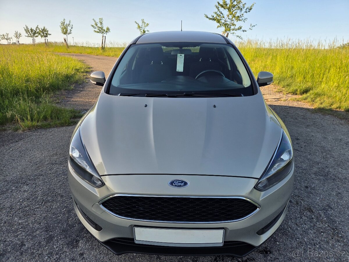 Ford Focus KOMBI - BENZÍN - KUP ČR - 96tis/KM - 2017 - 13