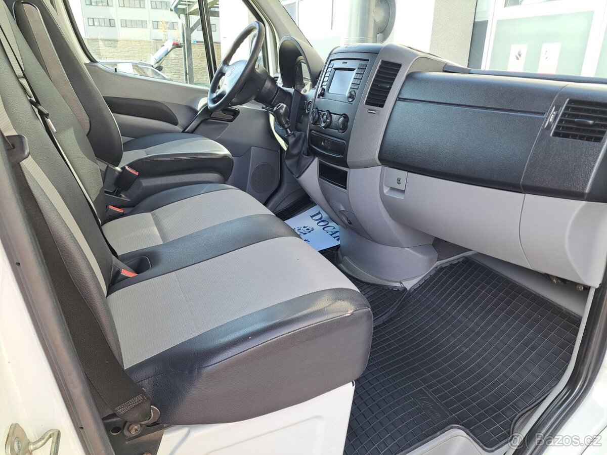 Volkswagen Crafter 2.0 TDI, 7 míst - 13
