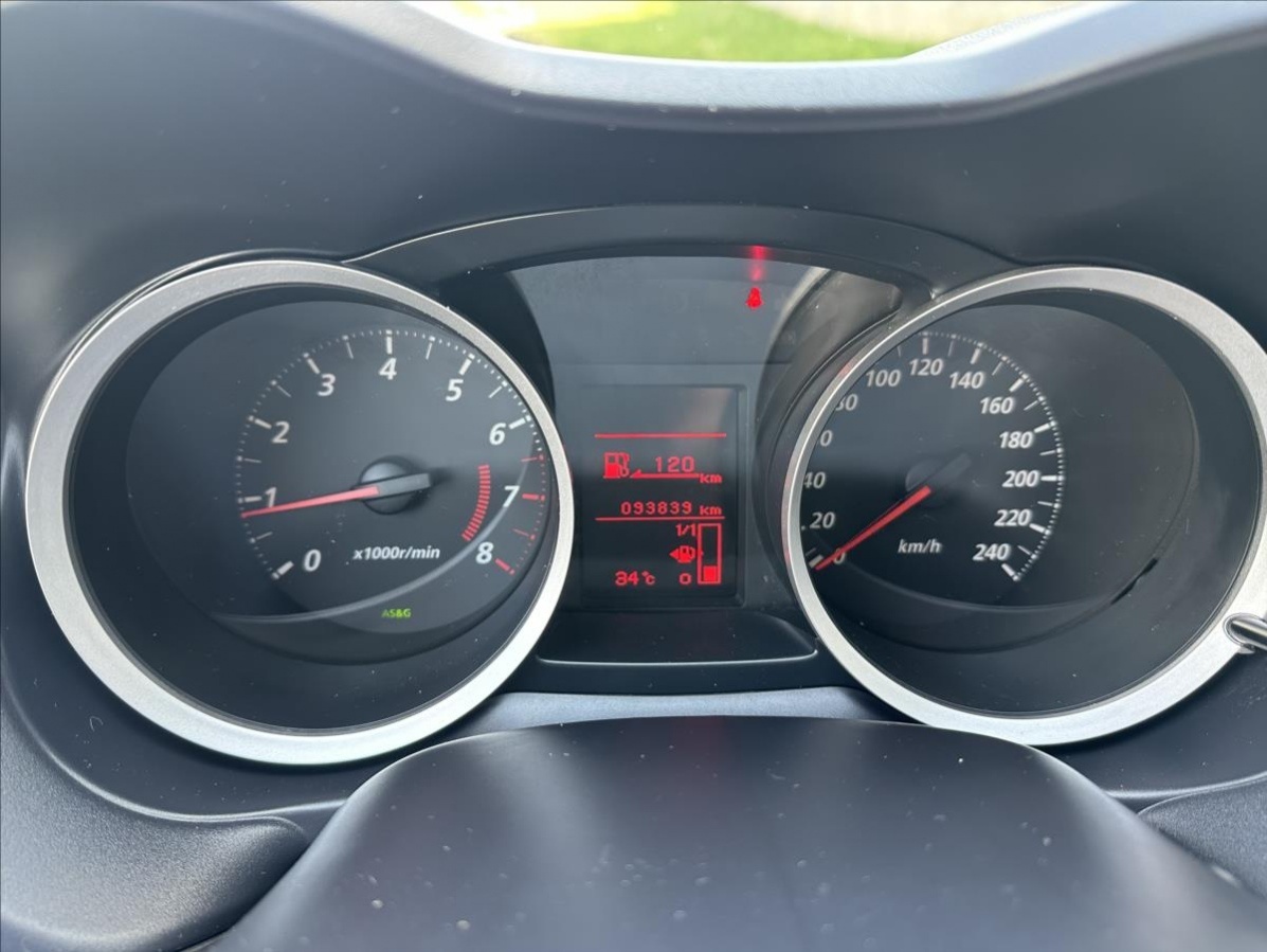 prodáme Mitsubishi Lancer 1.6 86kW 2015 93839km - 13
