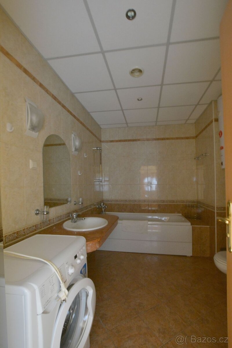 APARTMÁN 2+kk (84 m²) - 13