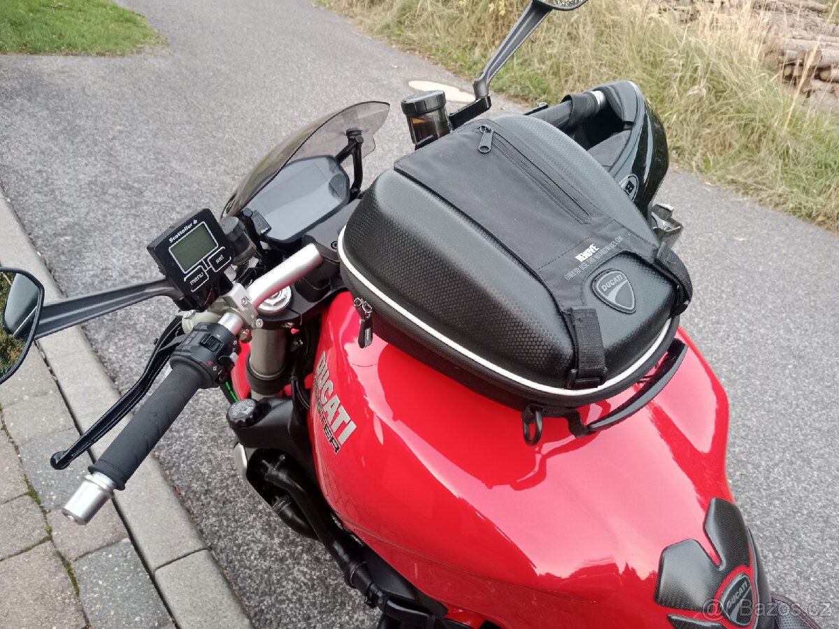 Ducati Monster 1200 - 13