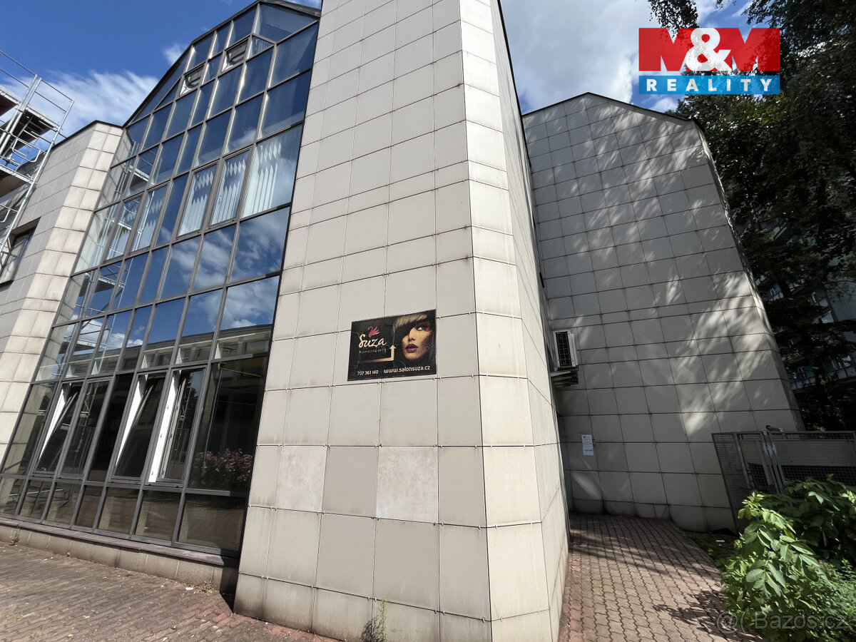 Pronájem kancelářského prostoru,61m², Třinec, ul.nám.Svobody - 13