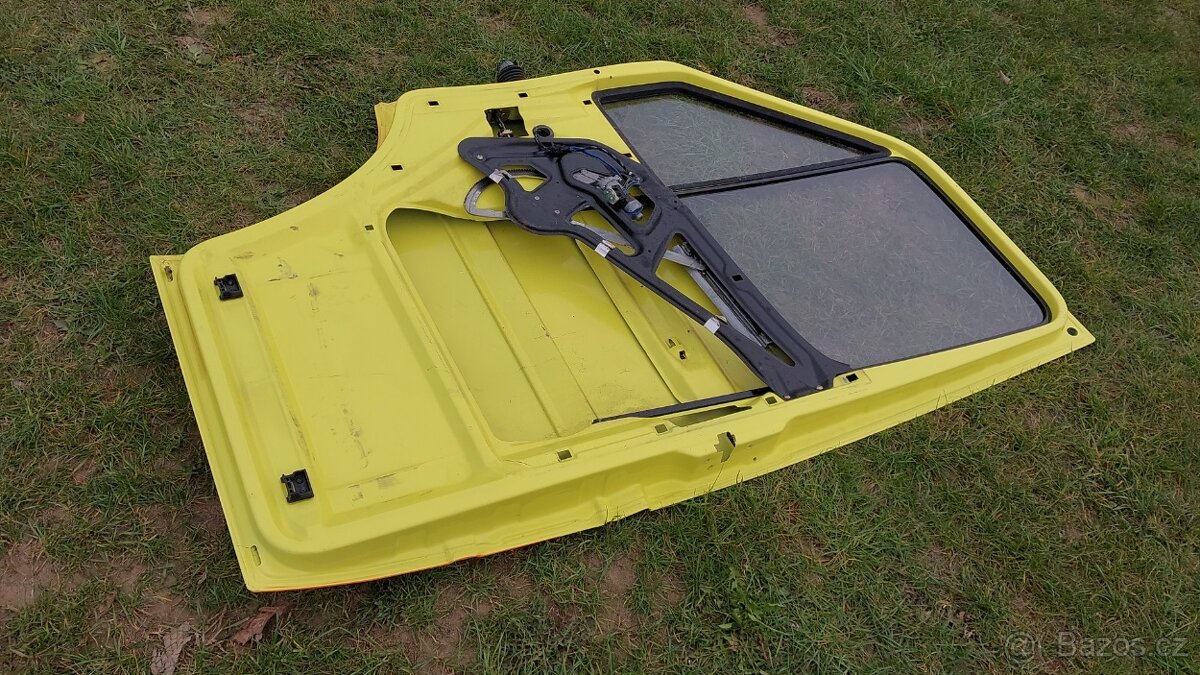 MERCEDES SPRINTER 903 – DVEŘE PRAVÉ PŘEDNÍ - 13