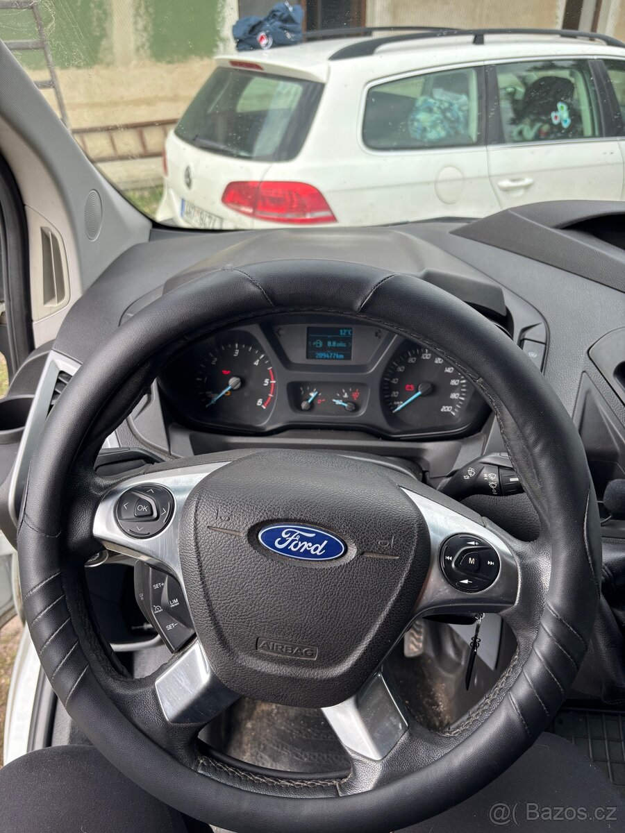 Ford Transit Custom - 13