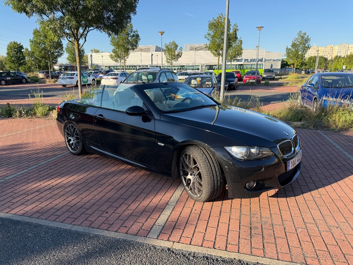 BMW E93 335i - 13