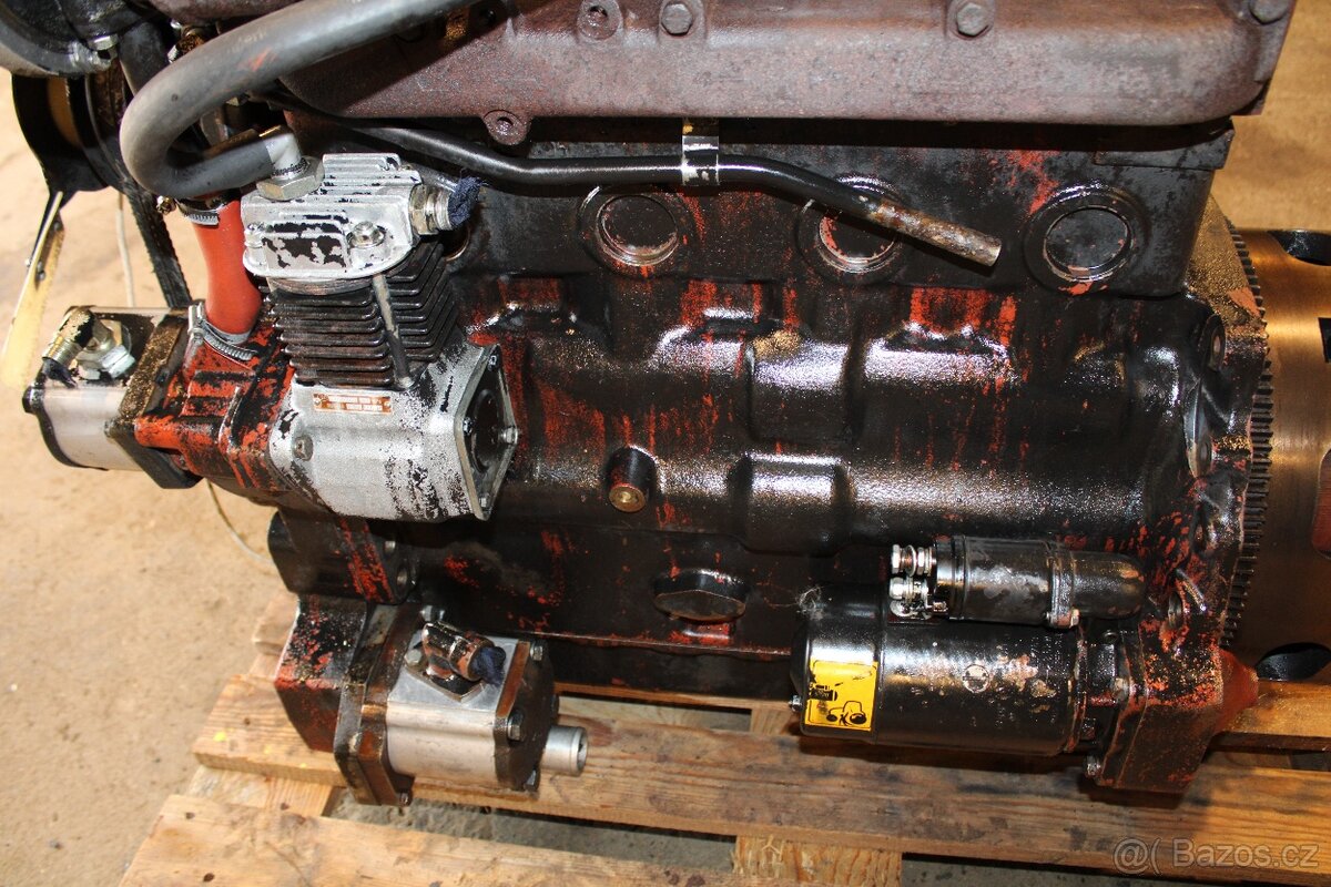 Zetor 7441 proxima motor - 13