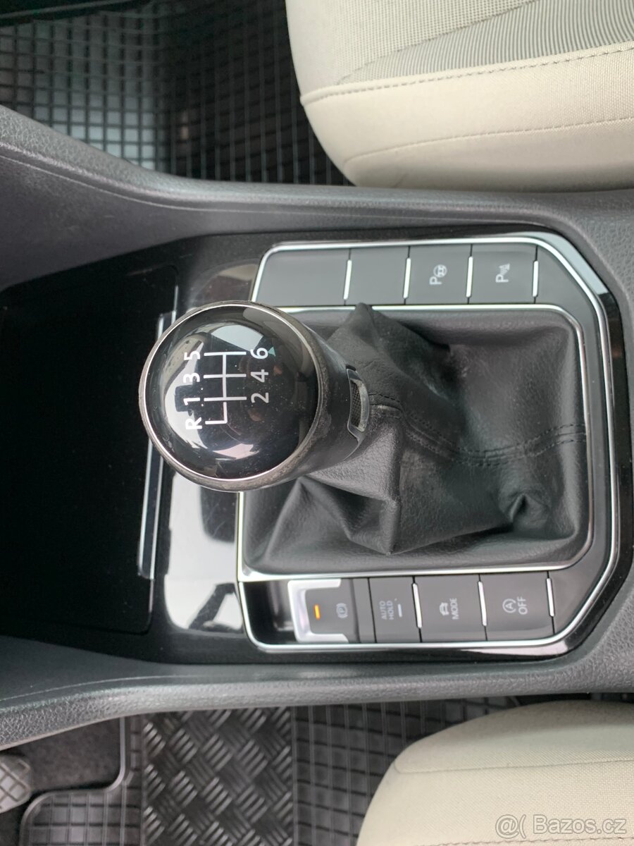 Volkswagen Golf Sportsvan 2.0TDi,110KW,P. KAMERA, VÝBAVA - 13