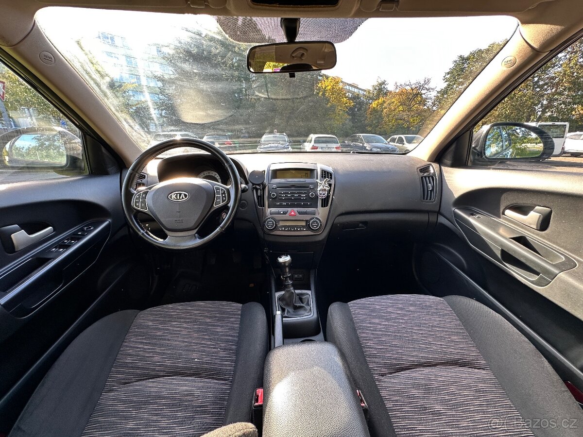 Kia CEED 2008 1.6 crdi - 13