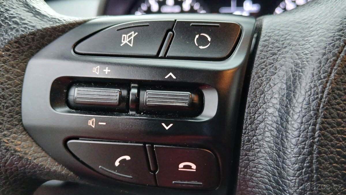 Kia Rio 1.2 po 1majiteli. - 13