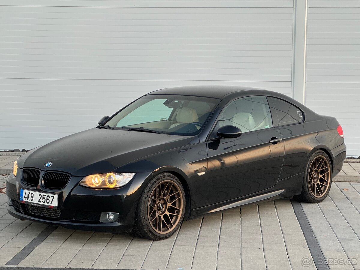 BMW E92 335i Manuál - 13