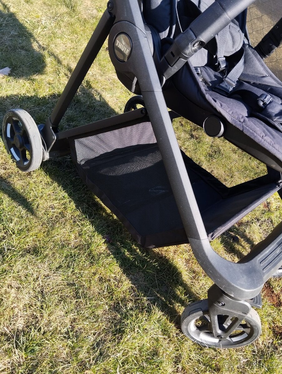 Thule Shine Misty Rose on Black - 13