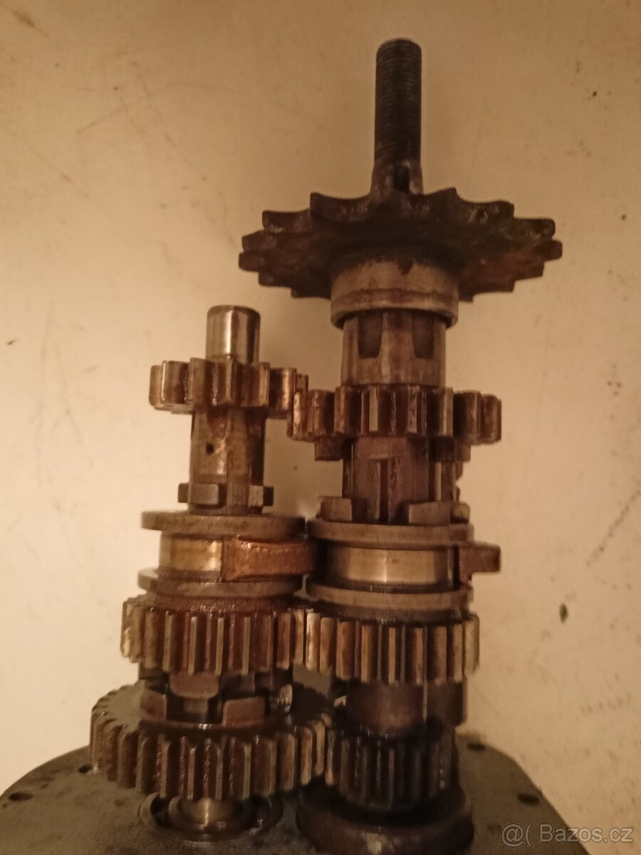 Převodovka (plus díly) Hurth na starý čtyřtaktní motocykl - 13