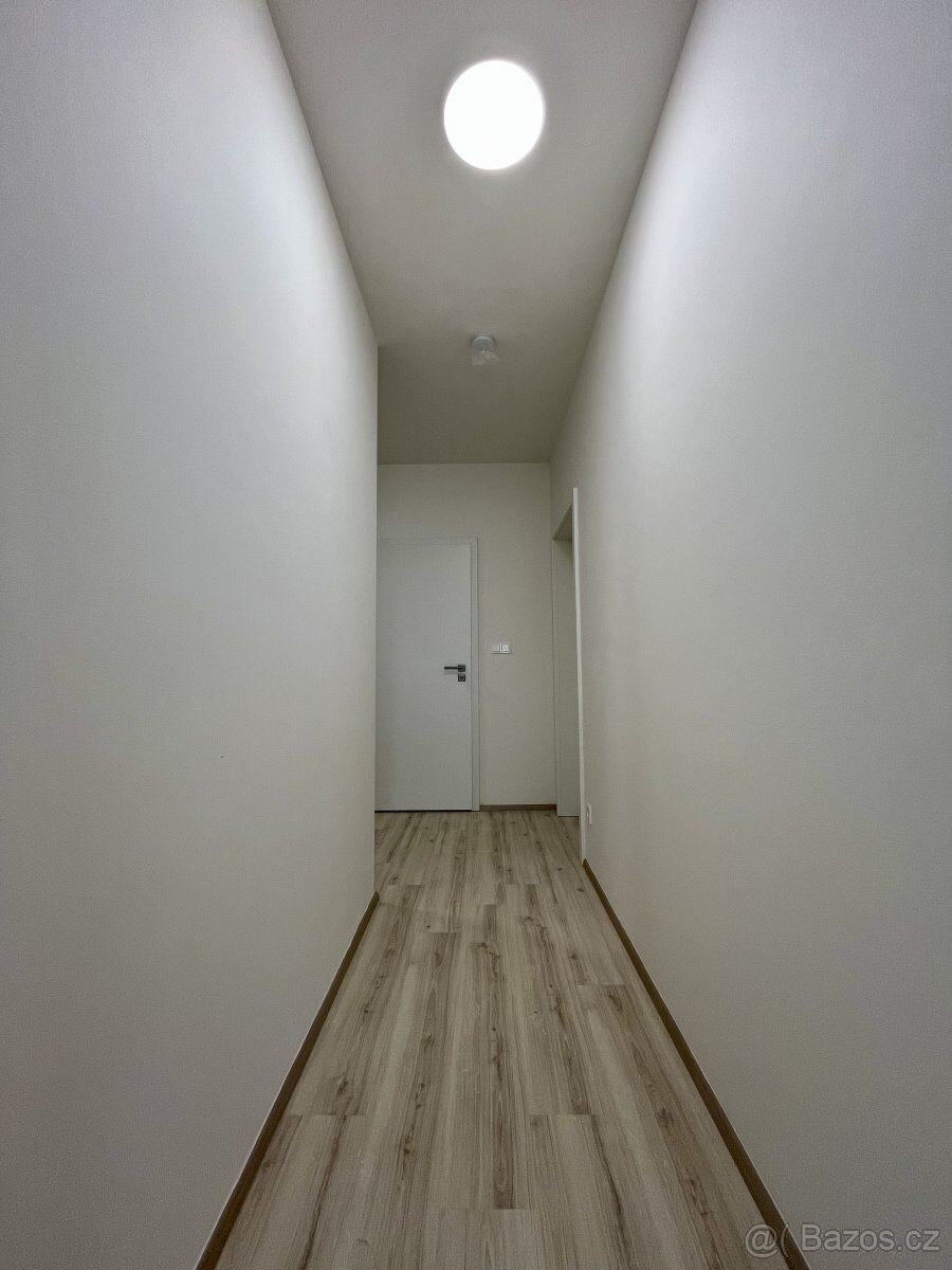 Pronájem bytu 2+kk, Císařského pluku, Opava-Předměstí, 15500 - 13