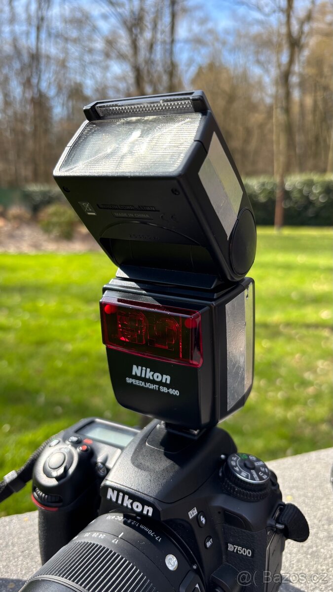 Nikon D7500 + Sigma17-70+Nik50/1,8+Nik40micro - 13