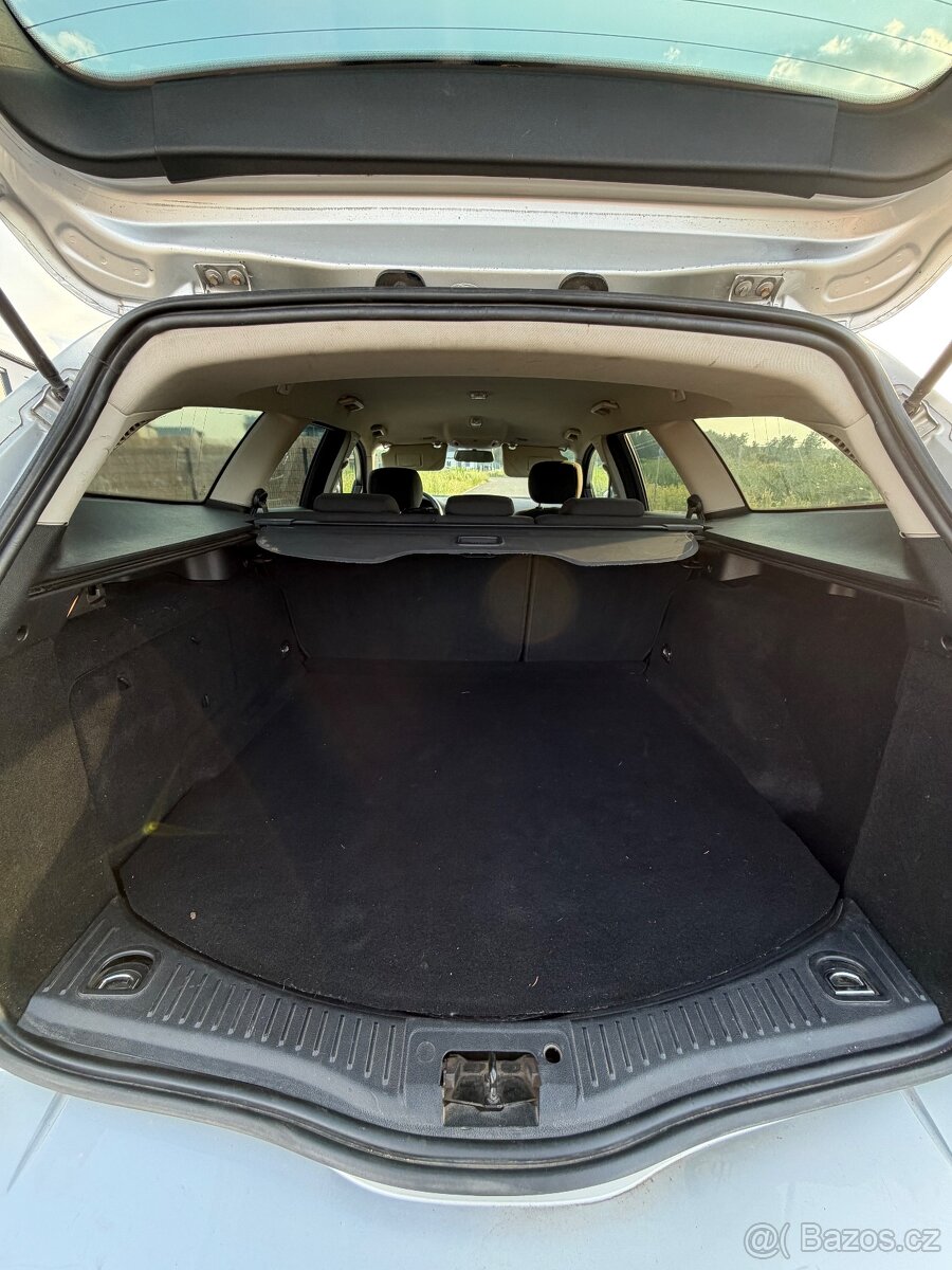 Ford Mondeo MK4 2011 1.6TDCi NOVA STK - 13