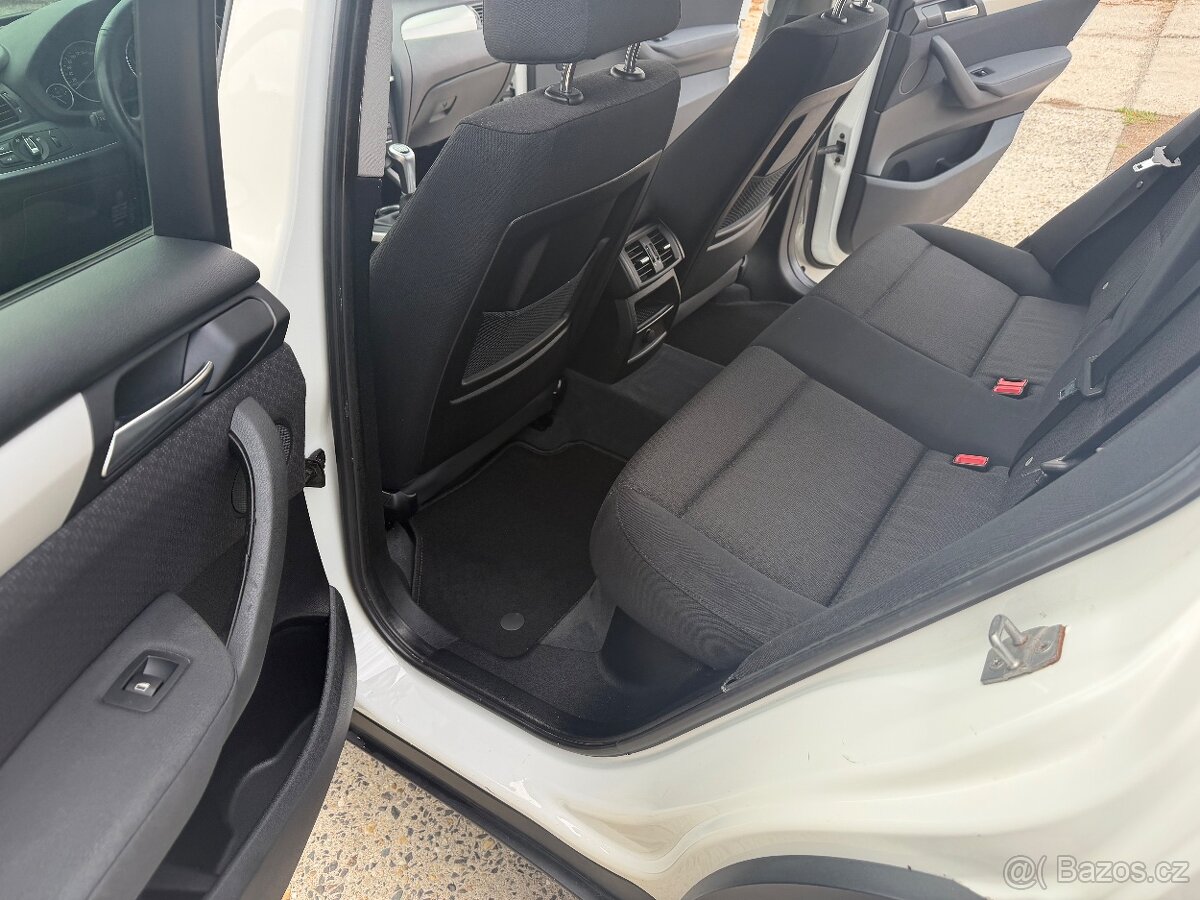 BMW x3 20d xdrive manuál 135kw - 13