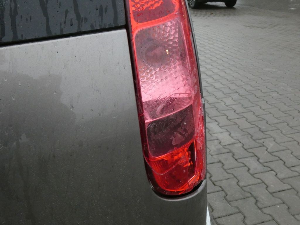 Peugeot 807 2.2 HDI xenony - 13