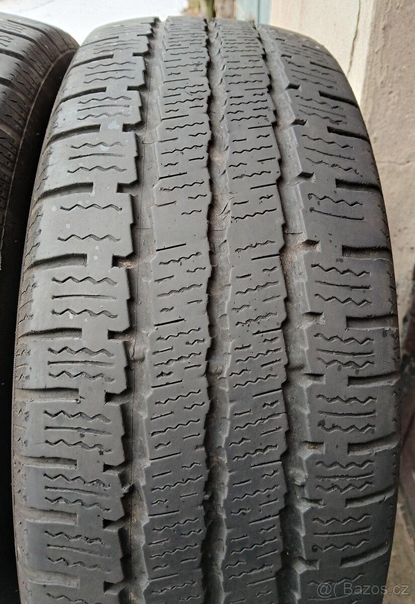 zimní pneu 215/65/16C - 13