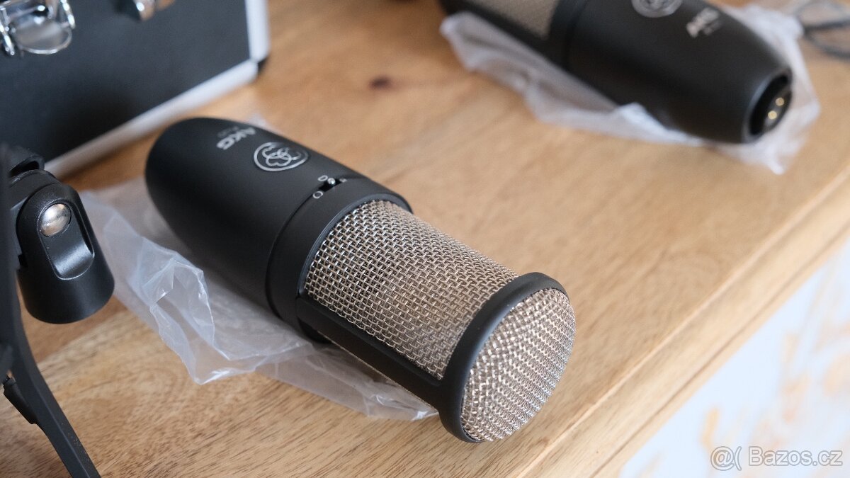 Velkomembránové kondenzátorové mikrofony AKG P420. - 13