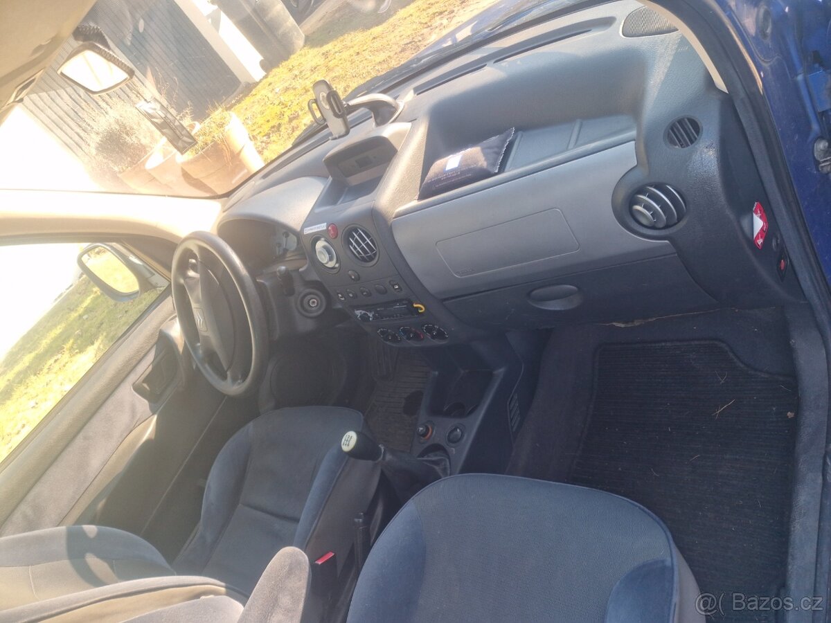 Citroen Berlingo 1.6 16V benzin - 13