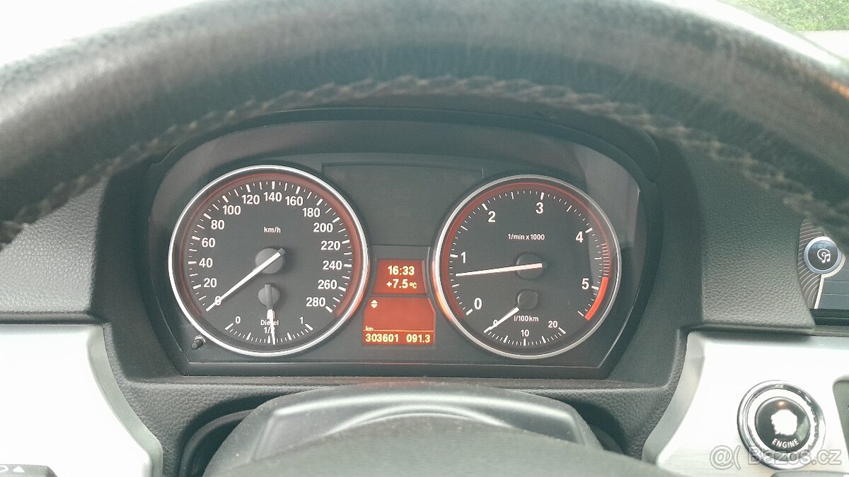 Bmw E93 cabrio 210 KW top stav - 13