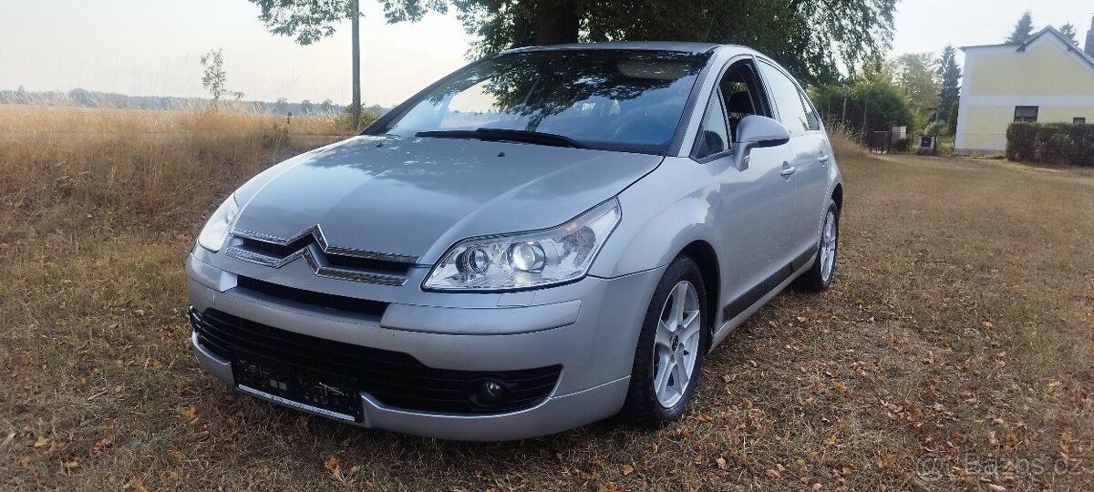 Citroen C4 benzín 1.6i Automat - 13