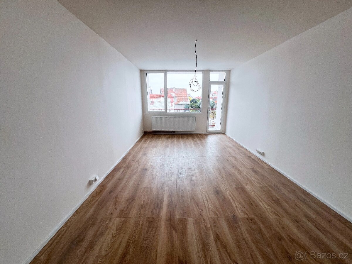 Prodej bytu 3+kk po kompletní rekonstrukci – Libotenice u Ro - 13