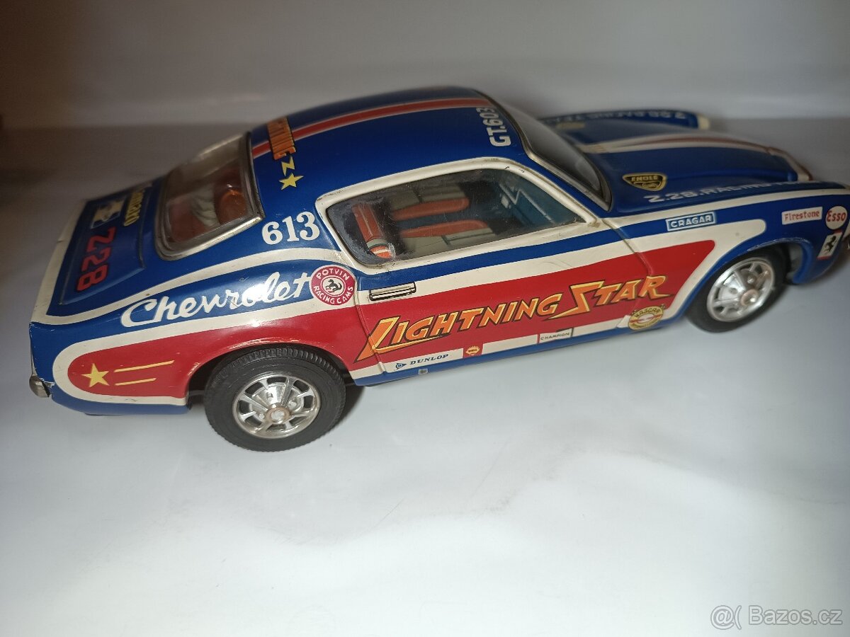 Hračka Chevrolet Camaro - 13