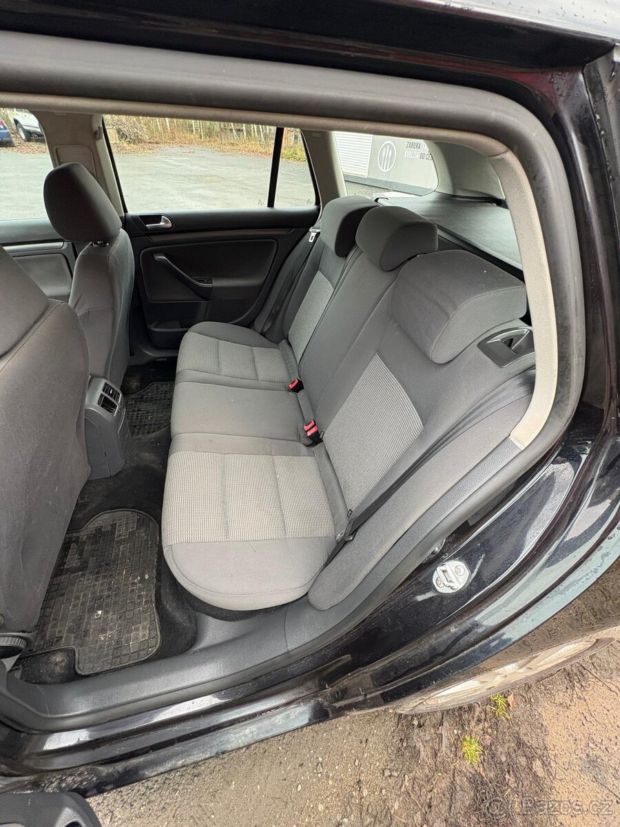 VW Golf Variant 1.6 MPI - 13