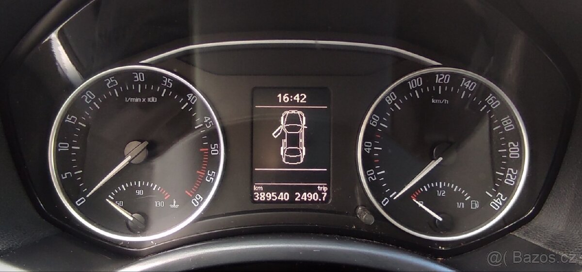 Škoda Octavia Combi 1.6 TDI 2012 - 13