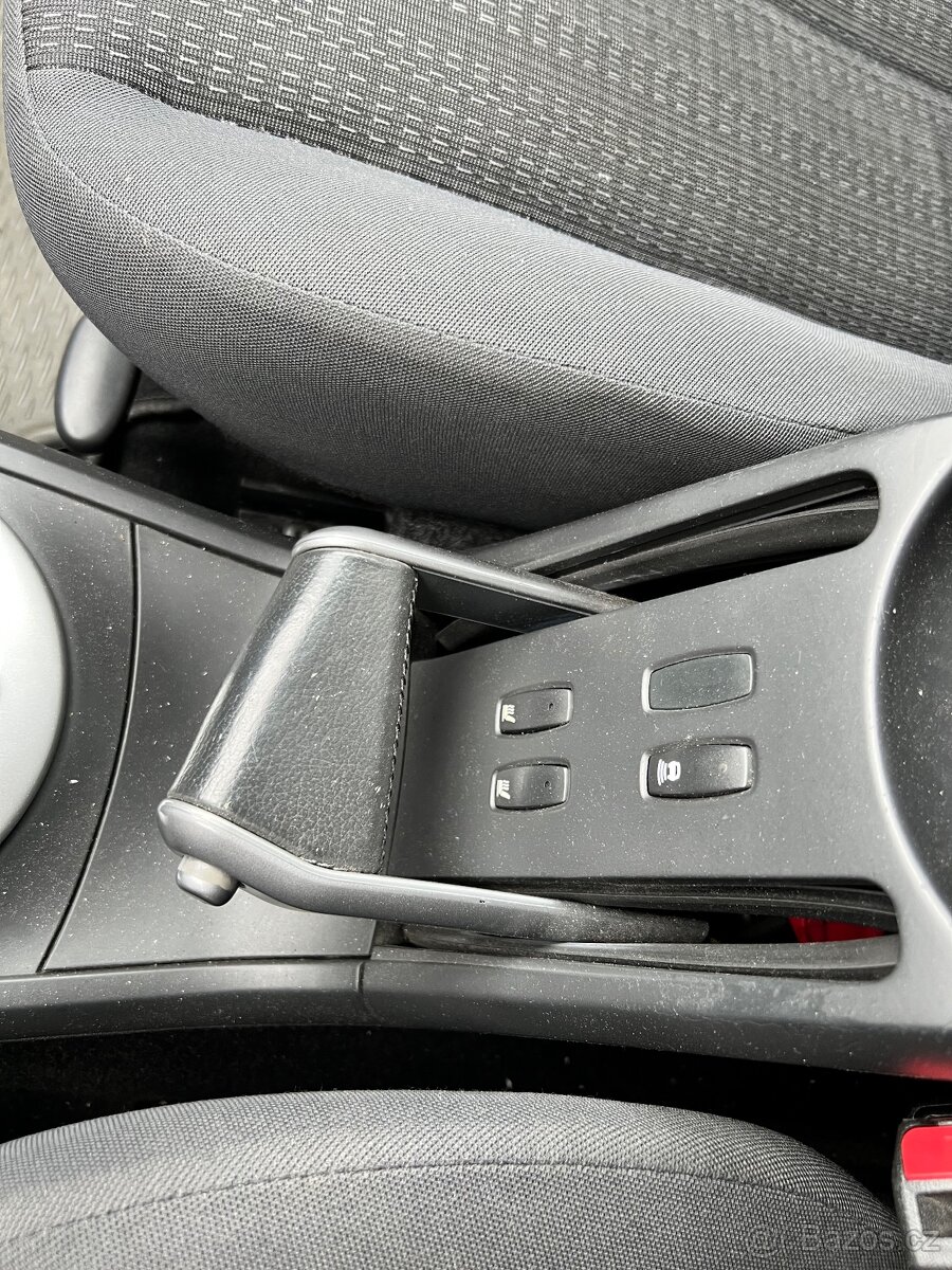 Prodám Renault Megane 2 - 13
