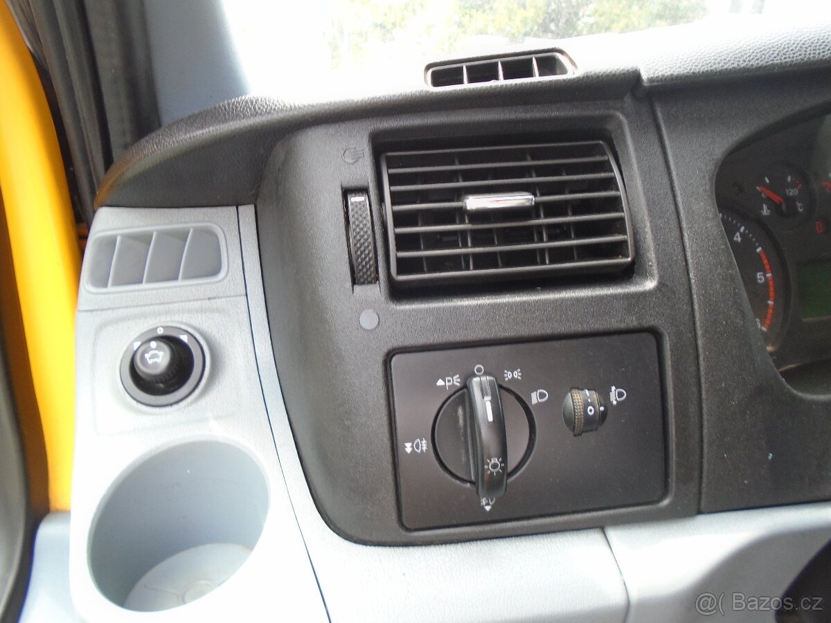 Ford Transit 2.2 TDCi Valník , 6 míst, Klima - 13