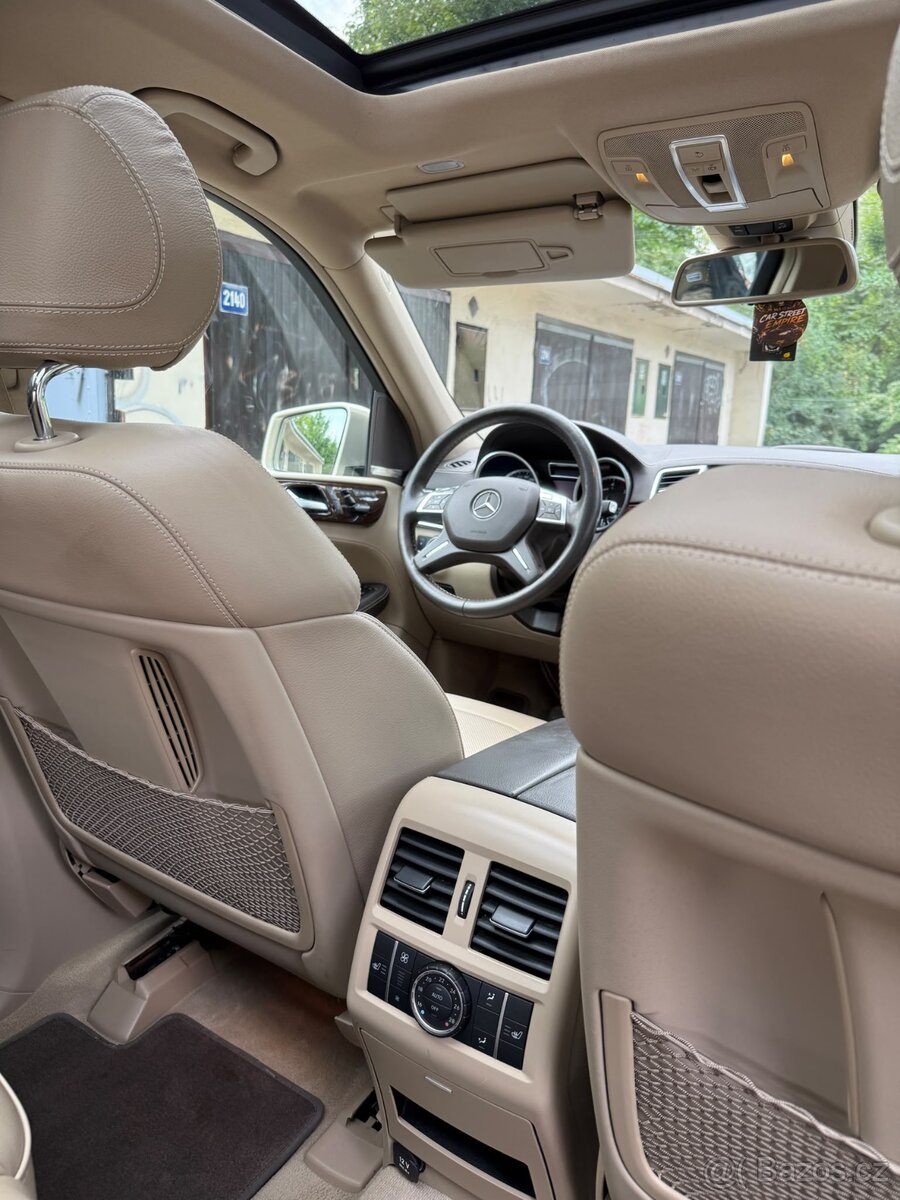 MERCEDES - BENZ ML 350 - 13