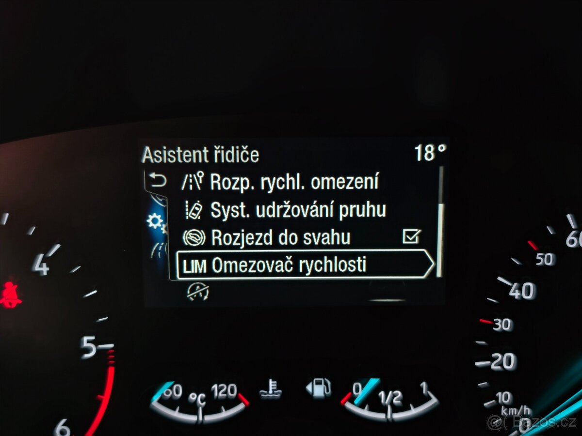 Ford Focus 1.5 EcoBlue LED, LANE, ČR, DPH - 13