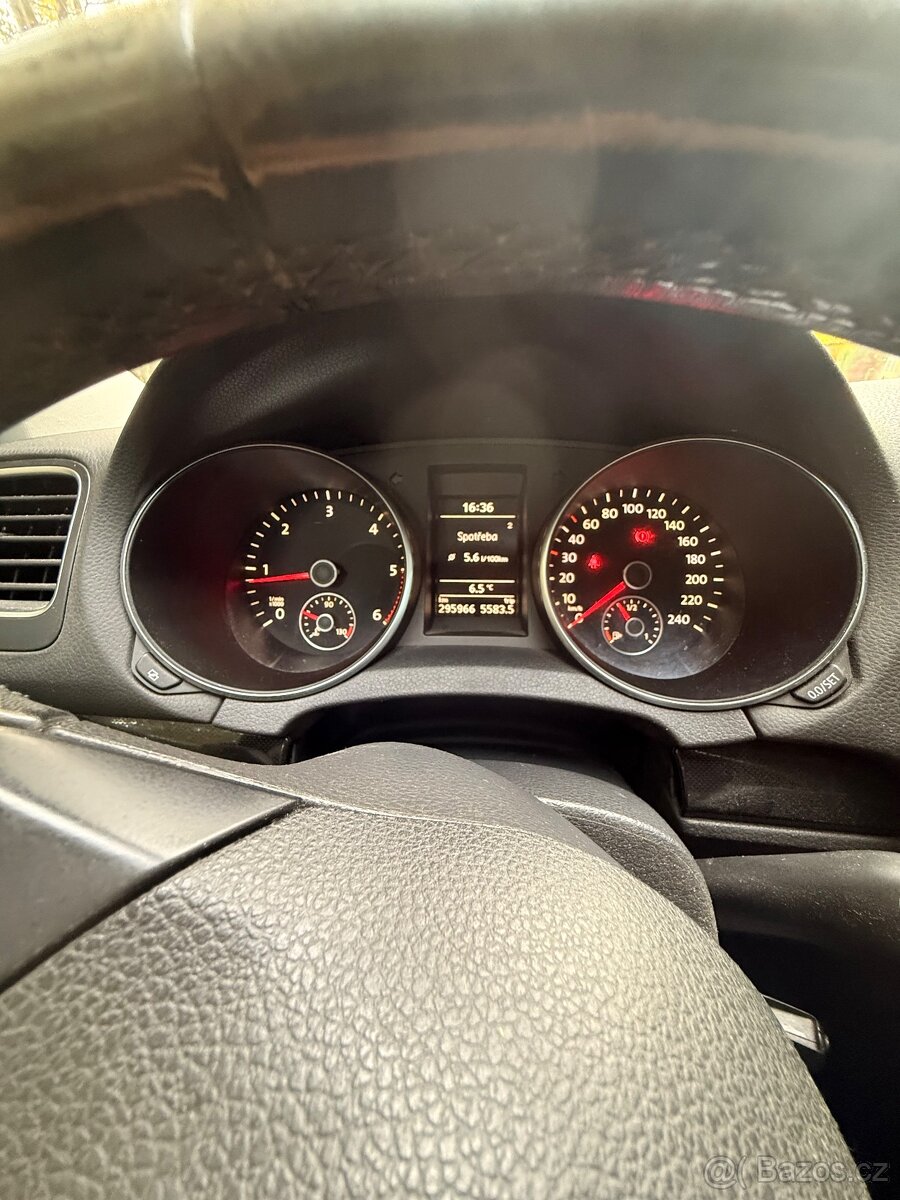 TOP: VW Golf VI 2,0TDI - GTI/GTD vzhled - 13