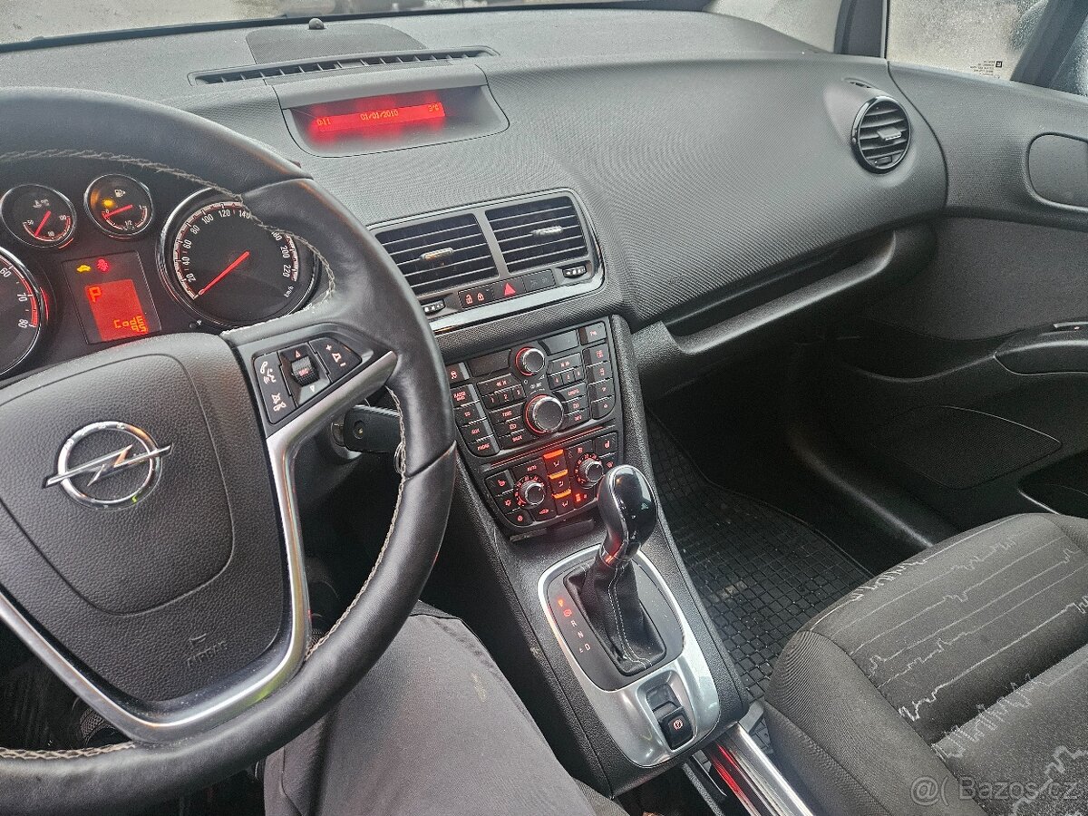 Opel Meriva 1.4T 103kw LPG automat 2015 - 13